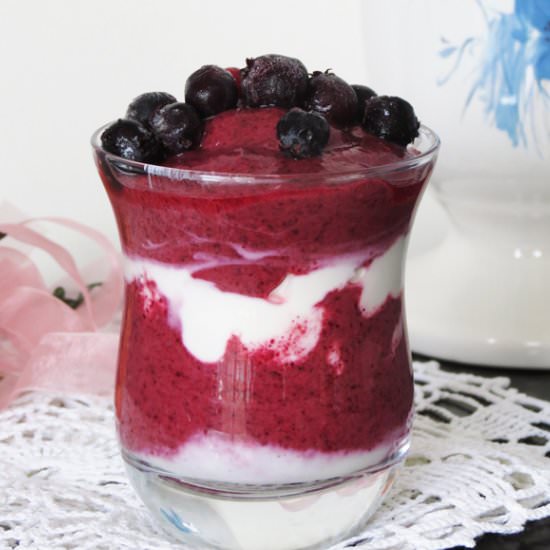 Blueberry Banana Greek Yogurt