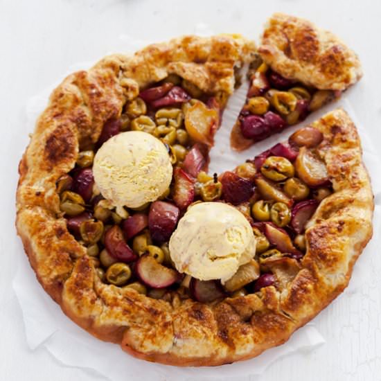 Gooseberry Nectarine Galette