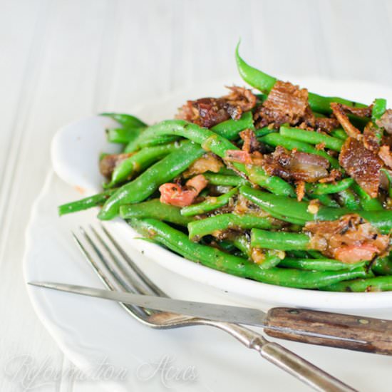 Green Beans with Tomato & Bacon