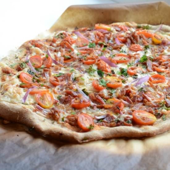 Herbed Tomato Bacon Pizza