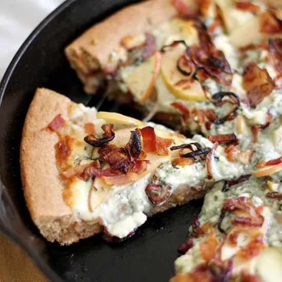 Apple, Bacon and Blue Cheese Pizza