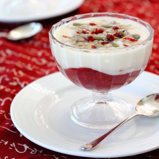 Rhubarb & Yogurt Pots