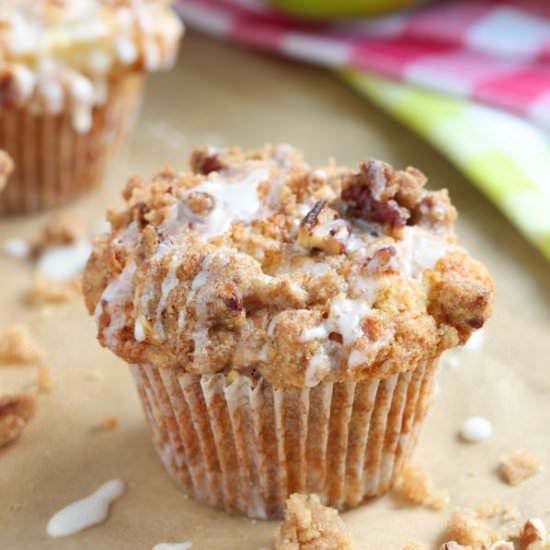 Coffee Cake Apple Muffins
