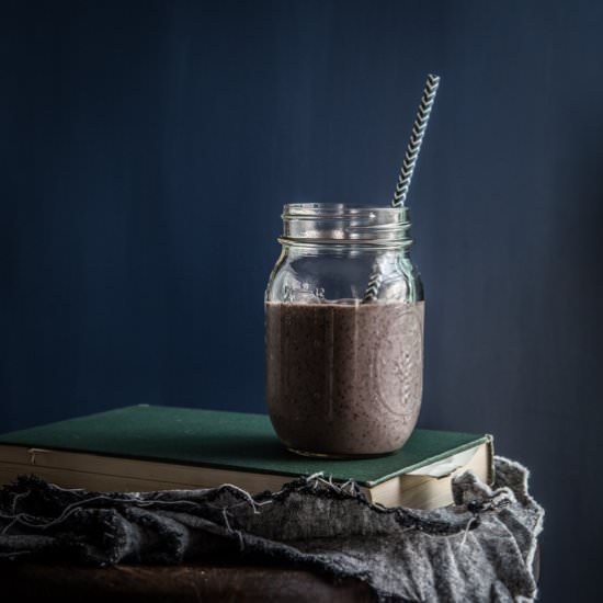 Blueberry Almond Smoothie