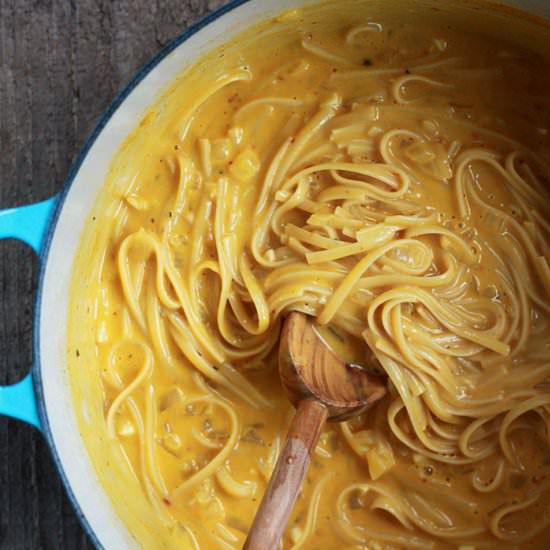 One-Pot Creamy Pumpkin Pasta