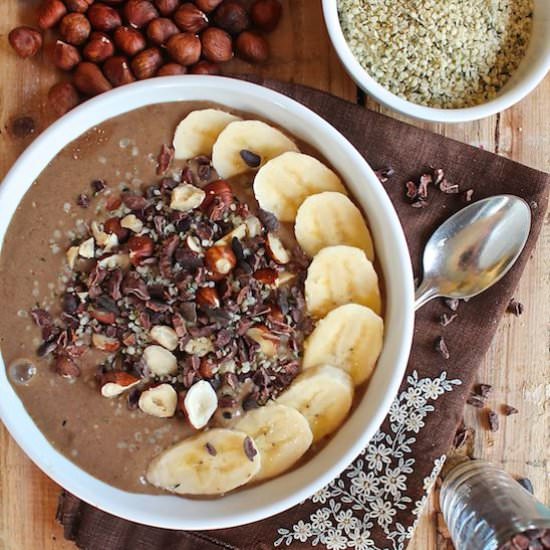 Chocolate Hazelnut Smoothie Bowl