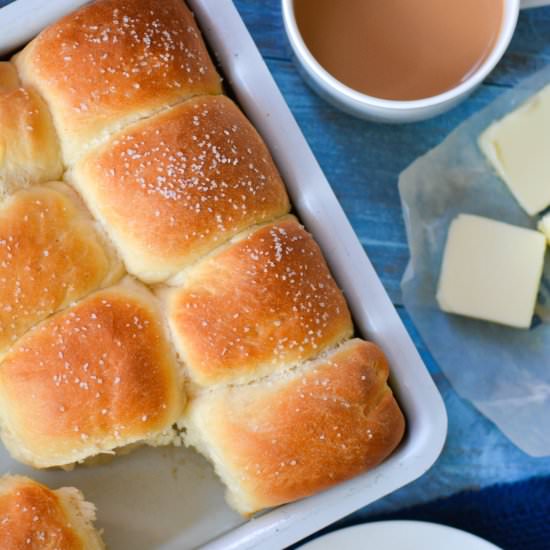 Pull-apart Parker House Bread Rolls