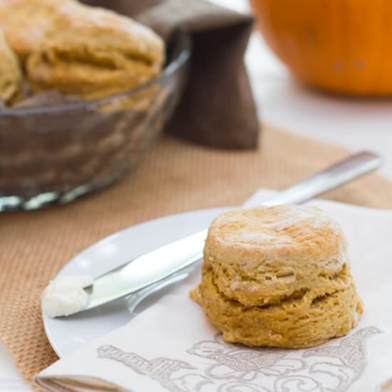 Pumpkin Spice Buttermilk Biscuits