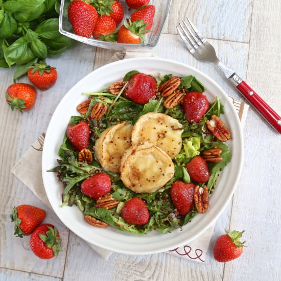 Strawberry & Goat Cheese Salad