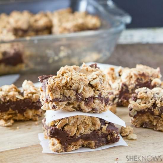 Chocolate and Oat Breakfast Bars