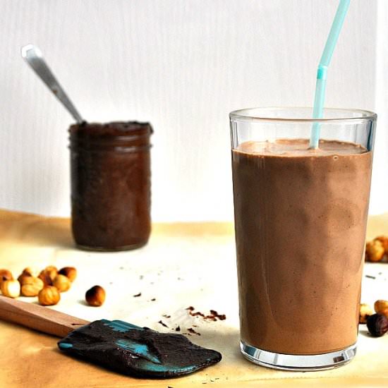 Vegan “Nutella” Banana Shake