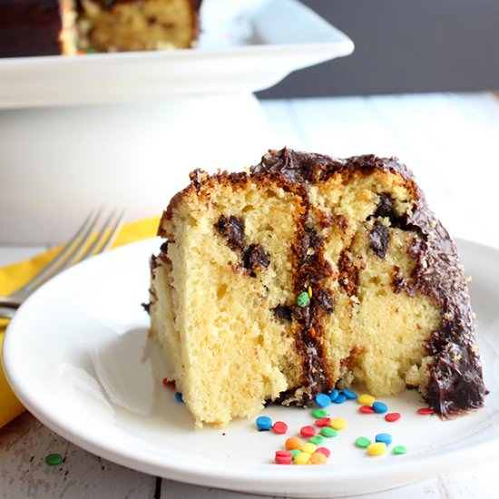 Chocolate Chip Cookie Surprise Cake