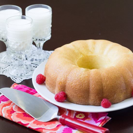 Old Fashioned Hot Milk Cake
