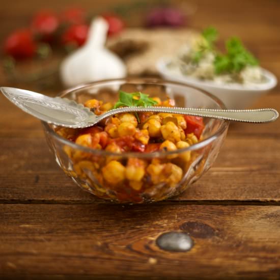 Chickpeas with Tomatoes