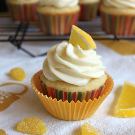 Lemon Cupcakes & Cream Cheese