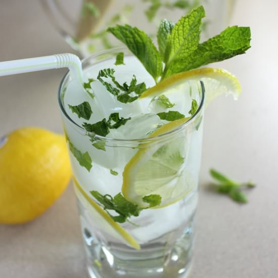 Mint and Lemon Infused Water