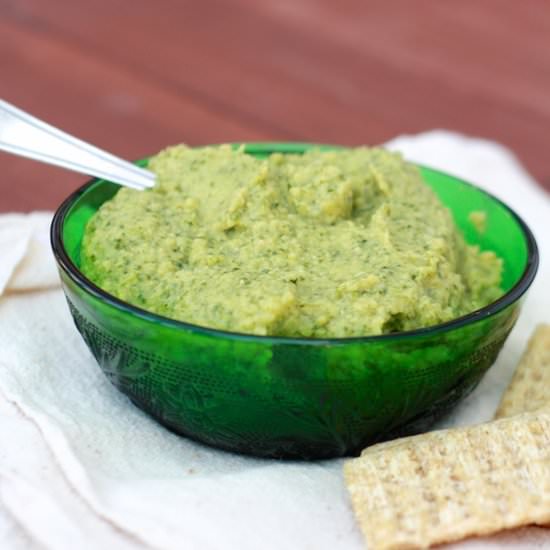 Cilantro Yogurt Chickpea Dip