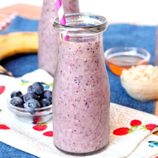 Banana, Blueberry, and Oatmeal Smoothie