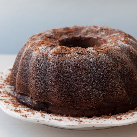 Yougurt and chocolate cake