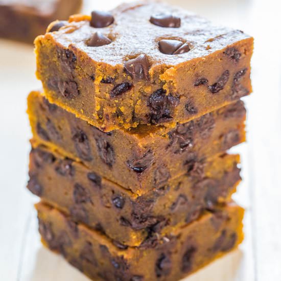Soft Pumpkin Chocolate Chip Bars