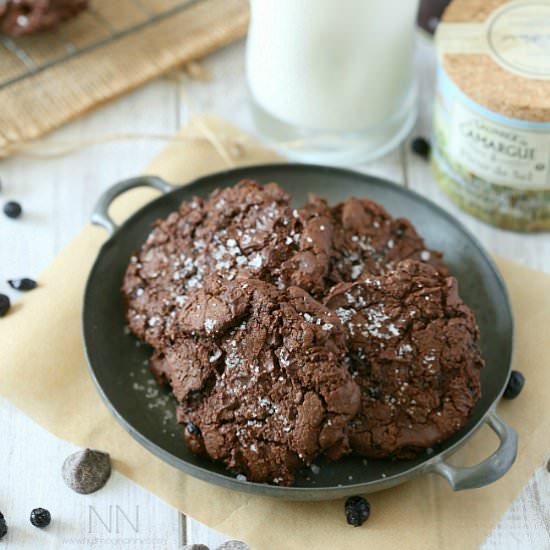 Drk chocolate blueberry cookies