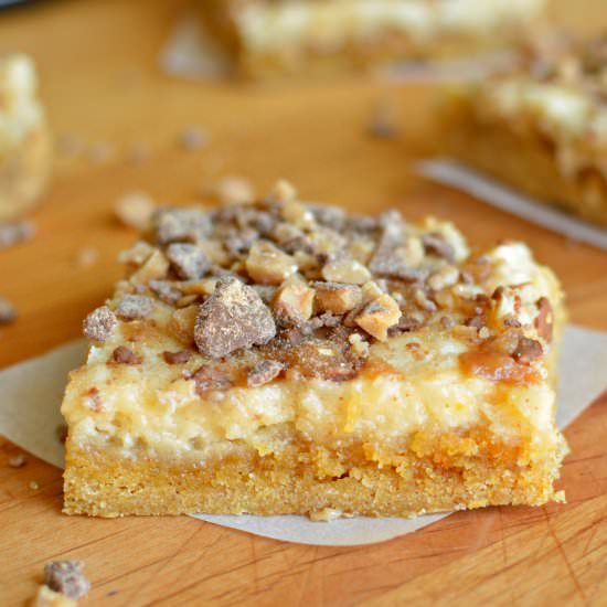 Pumpkin Toffee Gooey Butter Cake