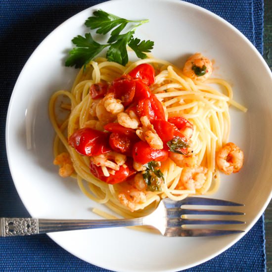 Shrimp and tomato pasta