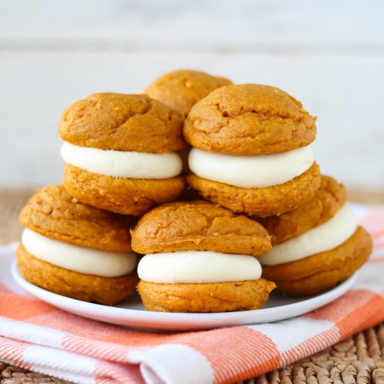 Pumpkin Cheesecake Whoopie Pies