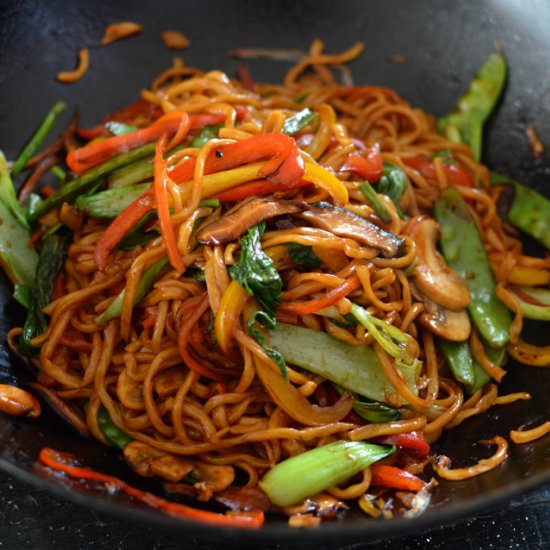 Vegetable lo mein
