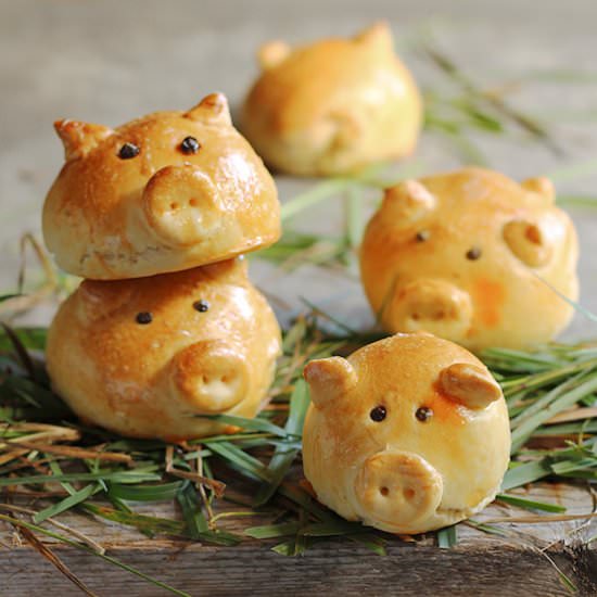 Little pig buns