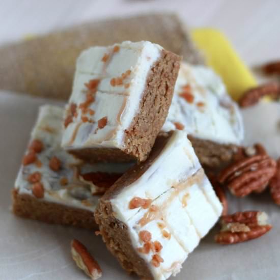 Healthy Cinnamon Roll Squares