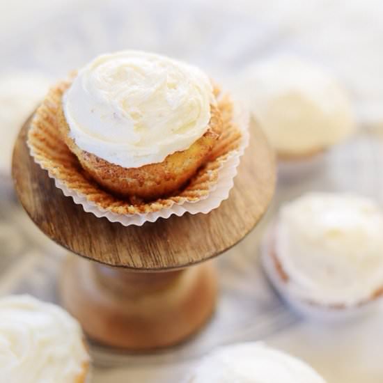 Cinnamon Roll Cupcakes