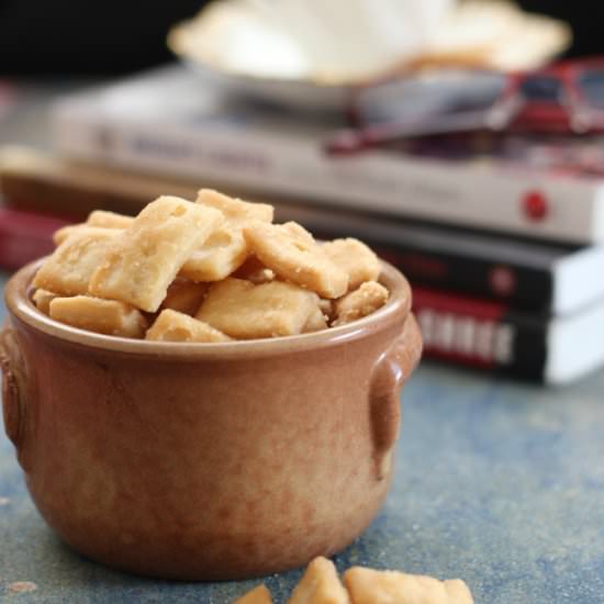 Namak Pare/Cubes of Salted Crackers
