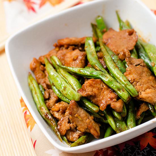 Curry Pork and Green Beans Stir Fry