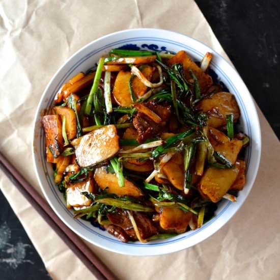 Steak scallion rice cake stir-fry