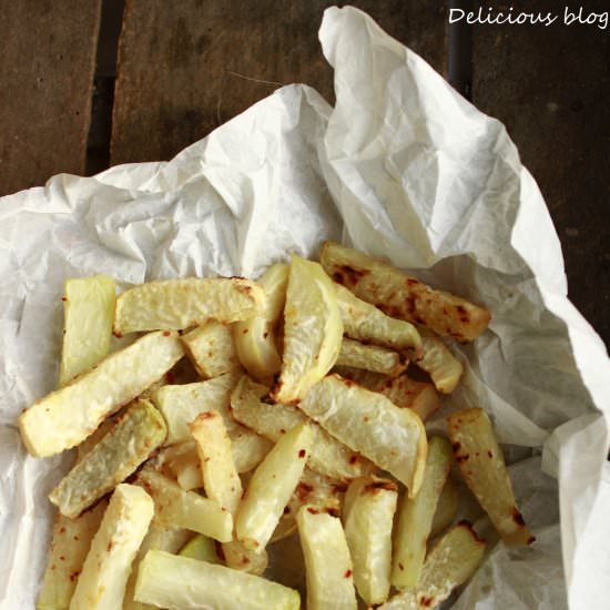 Kohlrabi Fries with Spiced Dip
