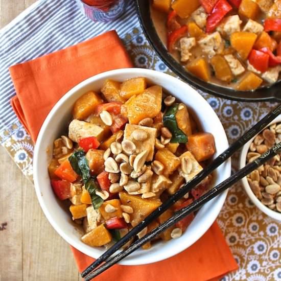 Vegan Pumpkin Peanut Curry