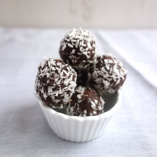 Cocoa Peanut Butter Energy Bites