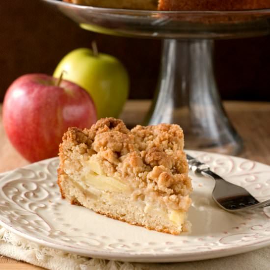 The Best Apple Crumb Cake