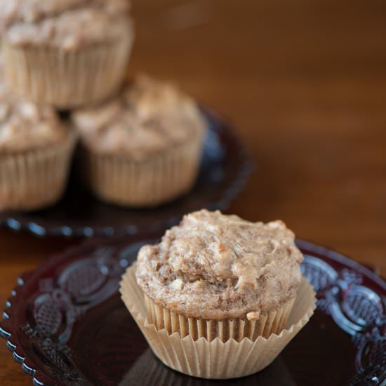 Applesauce Muffins
