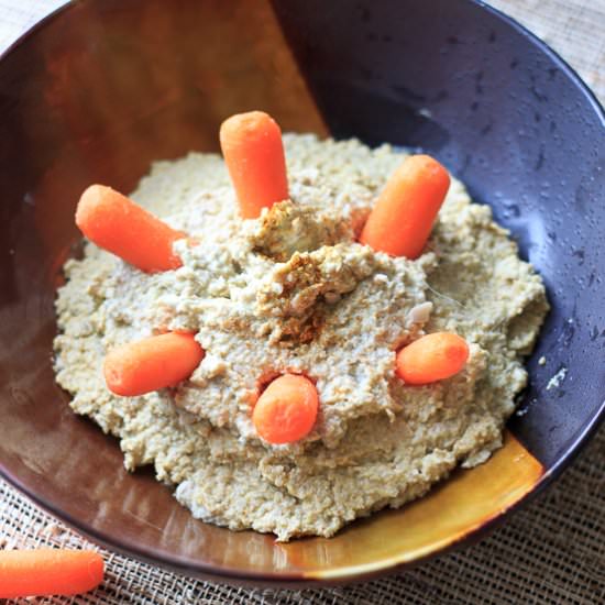 Curry sunflower hummus