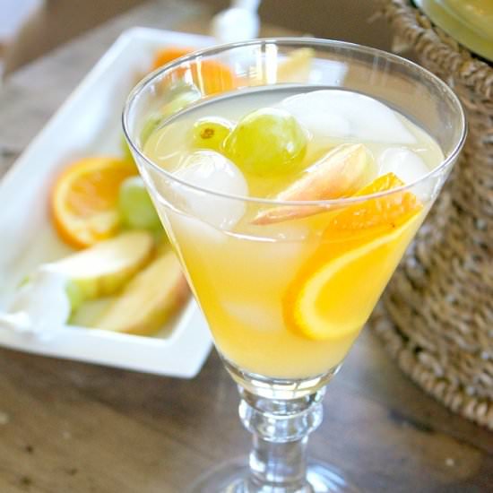 Non-Alcoholic White Sangria