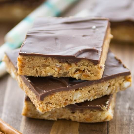 Peanut Butter Pretzel Squares