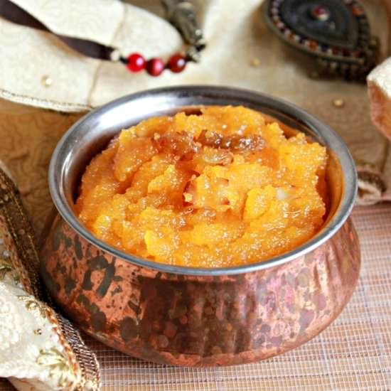Semolina Kesari (Pudding)