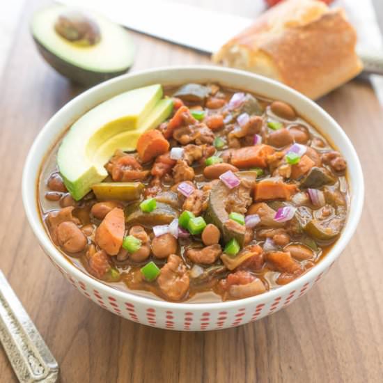 The Heartiest Vegan Chili