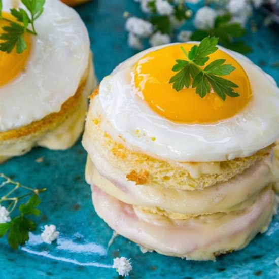 Croque Madame with Blue Cheese
