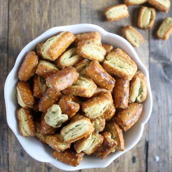 Seasoned Pretzels