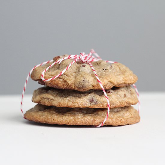 Chewy Pecan & Chocolate Chip Cookie