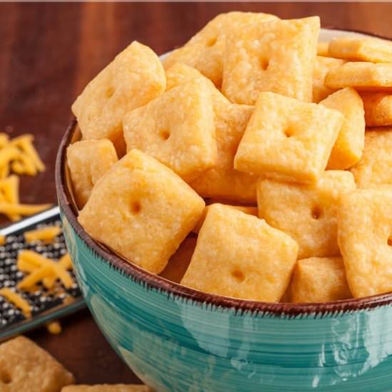 Homemade Cheez-its