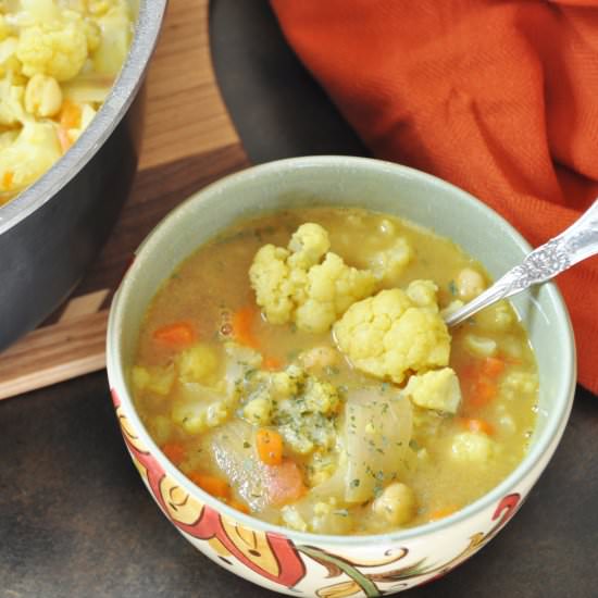 Indian Spice Cauliflower Soup